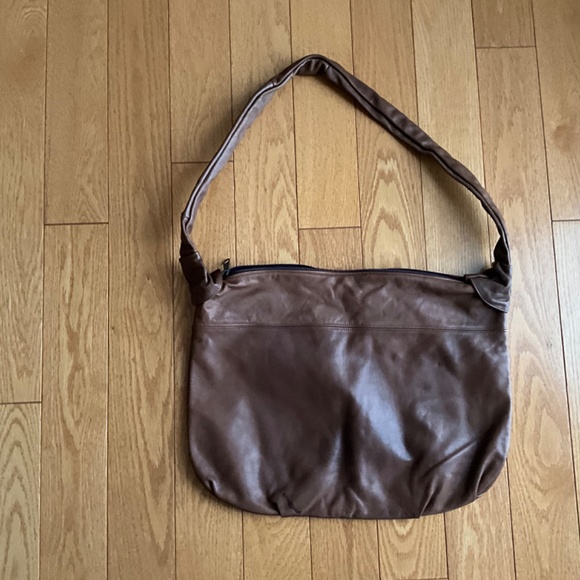 Soft Brown Leather Women Purse. Vintage and Handmade - Picture 4 of 7